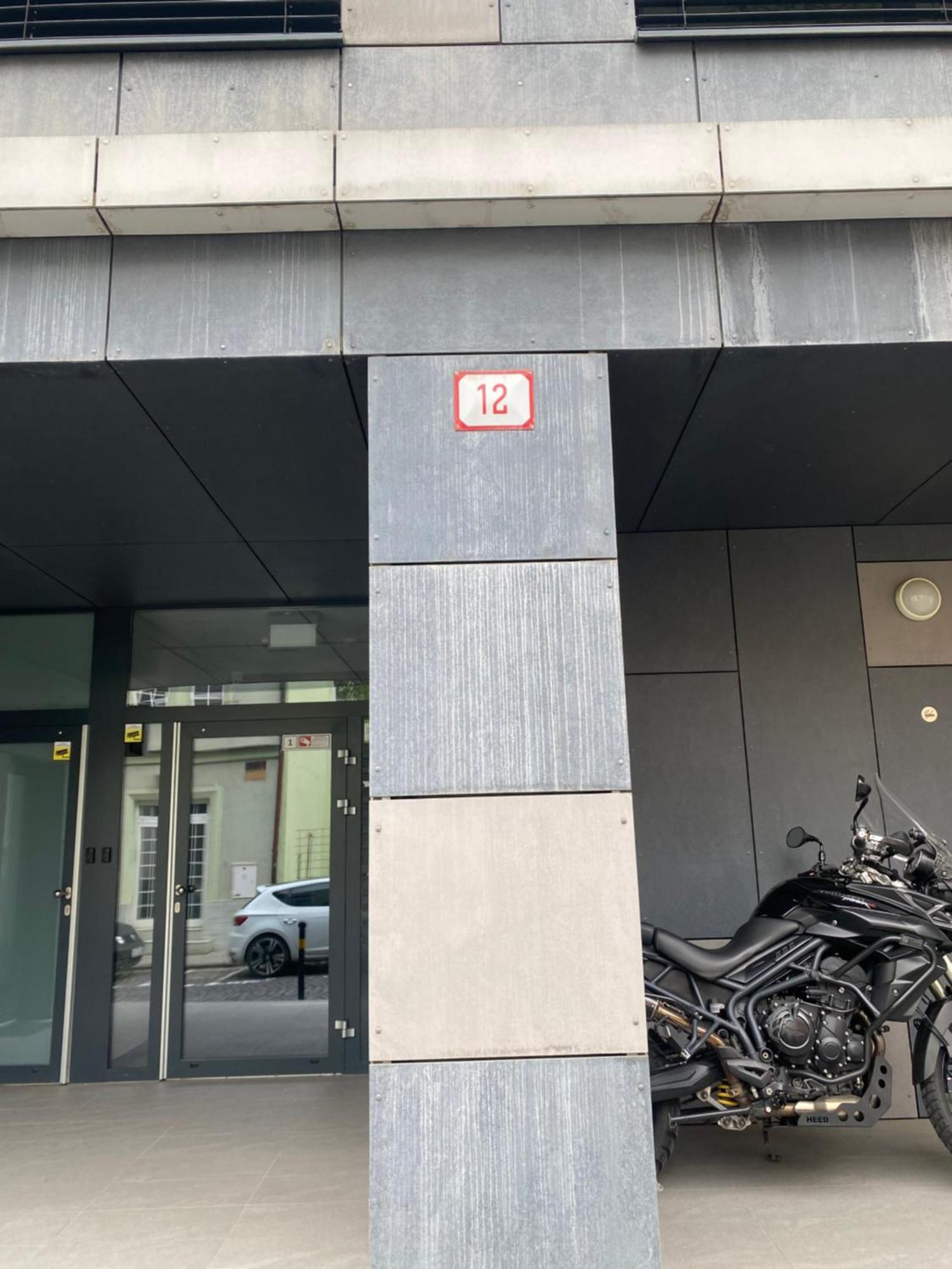 Old Town Bratislava 1Bdr Private Parking Exterior foto
